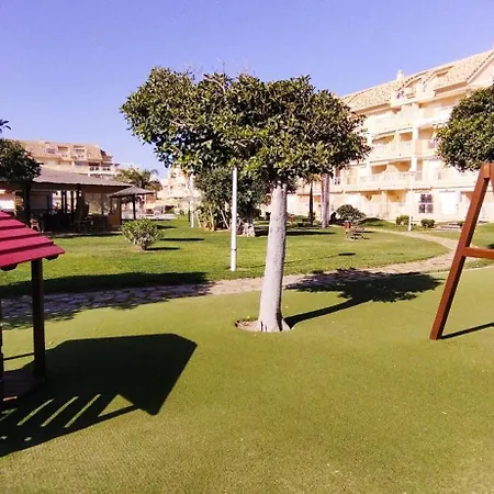Residencial Tamarindos דירה